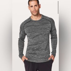 Lululemon Black Camo Swiftly Long Sleeve Size XL